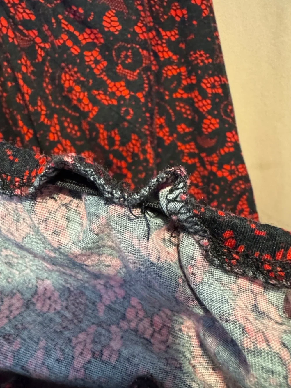 Michael Michael Kors red and black print top - Picture 6 of 8